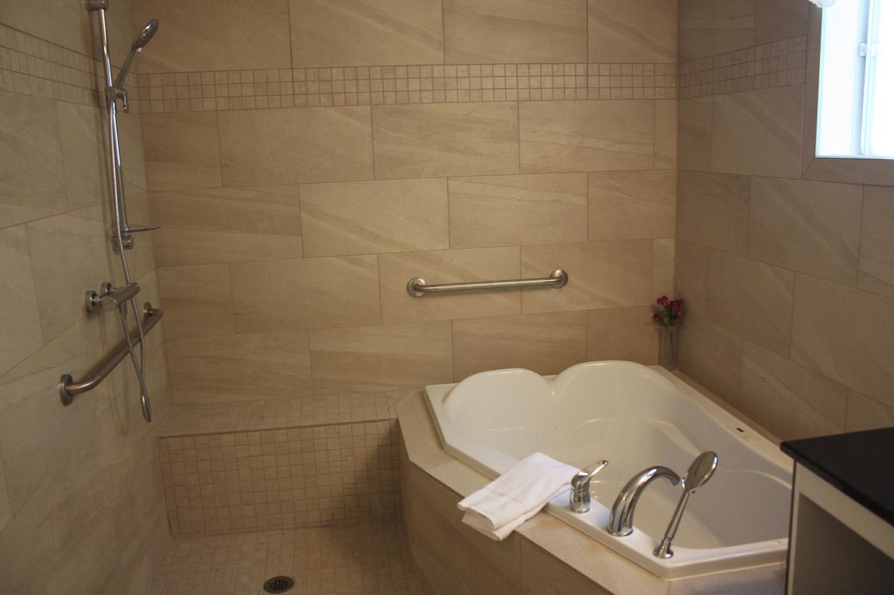 Motel Le Jolibourg Saint-Sauveur-des-Monts 외부 사진