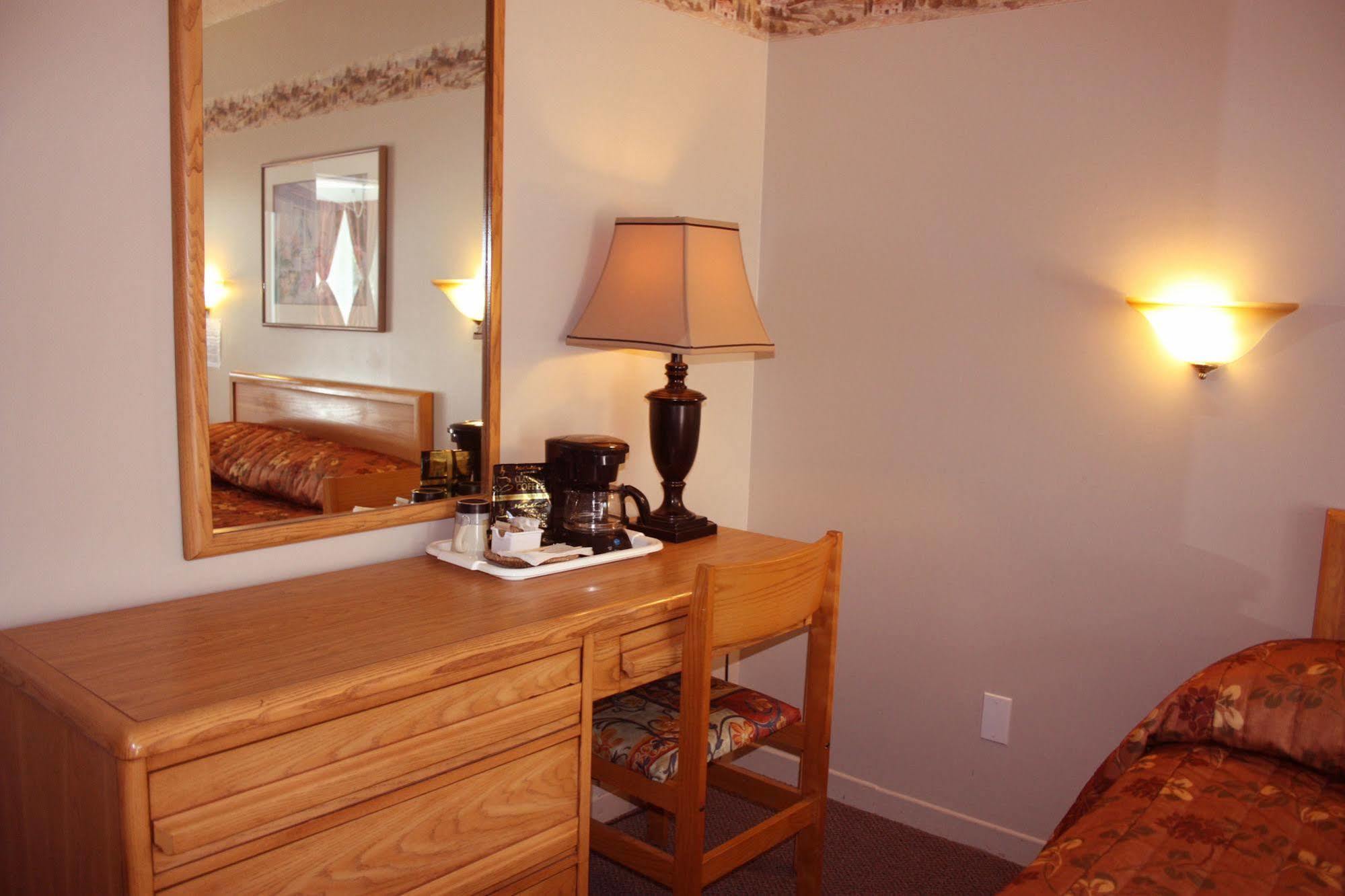 Motel Le Jolibourg Saint-Sauveur-des-Monts 외부 사진