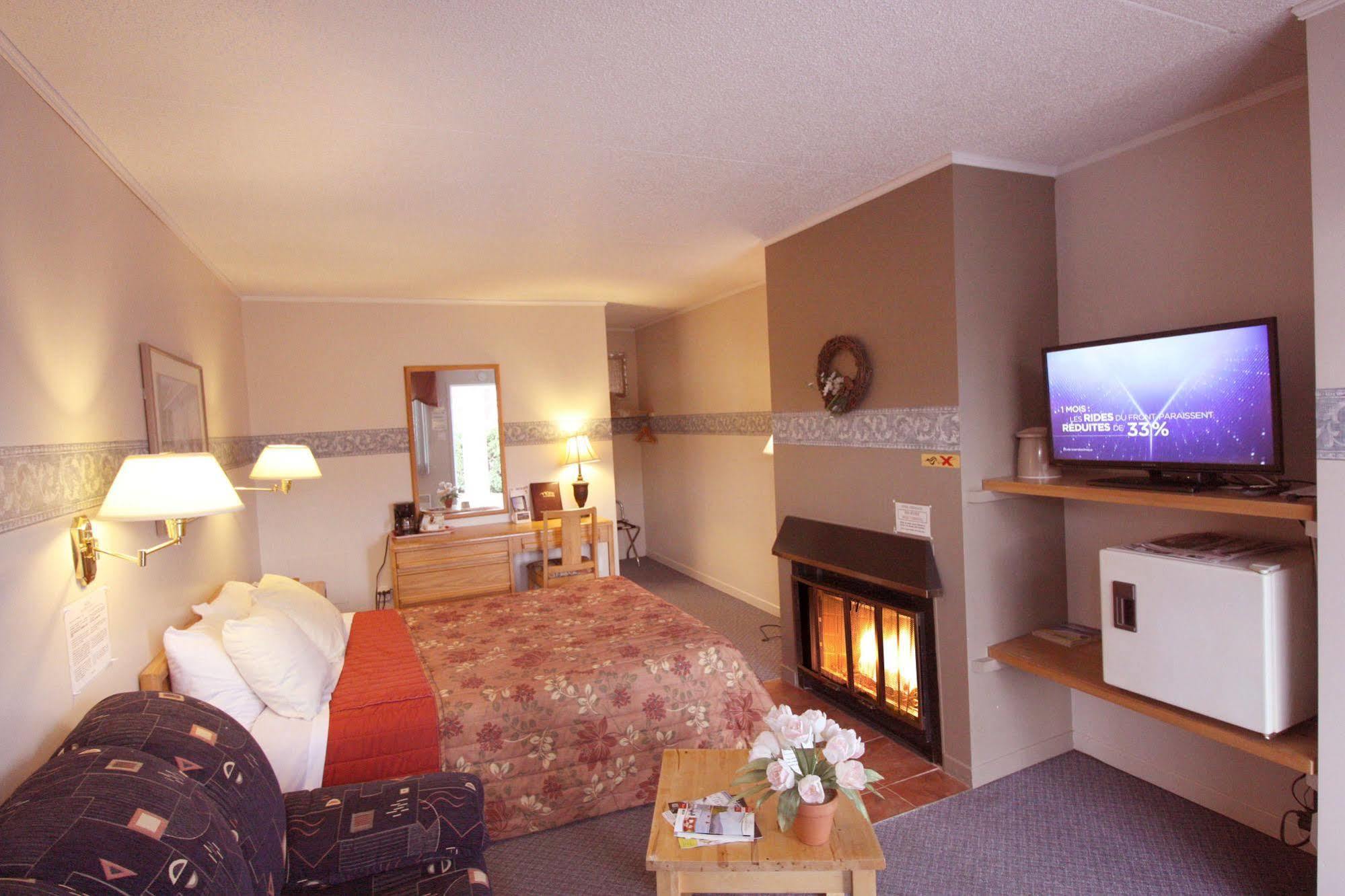 Motel Le Jolibourg Saint-Sauveur-des-Monts 외부 사진