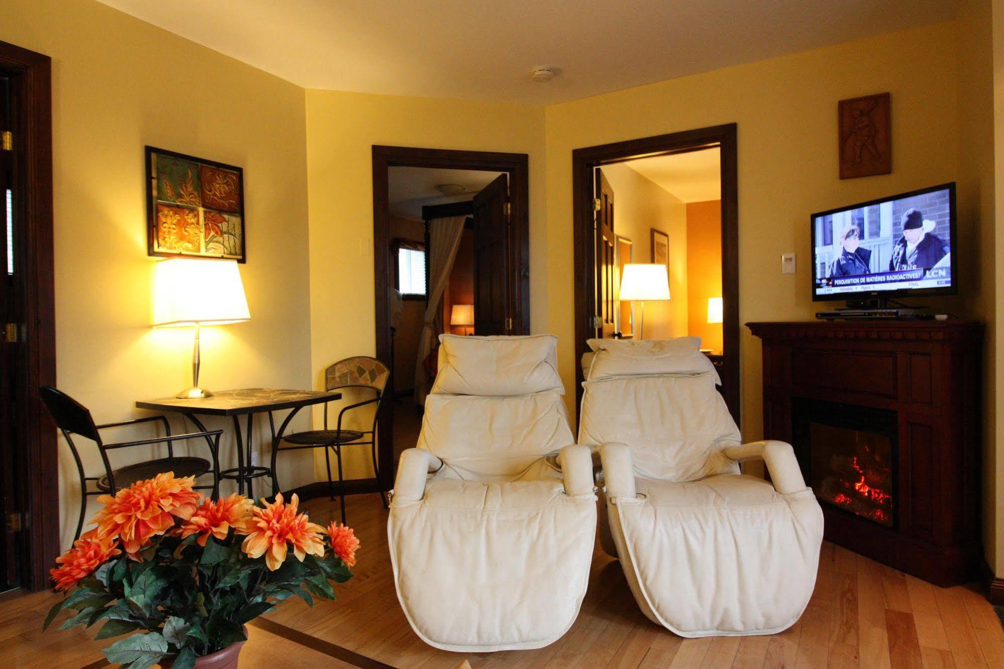 Motel Le Jolibourg Saint-Sauveur-des-Monts 외부 사진