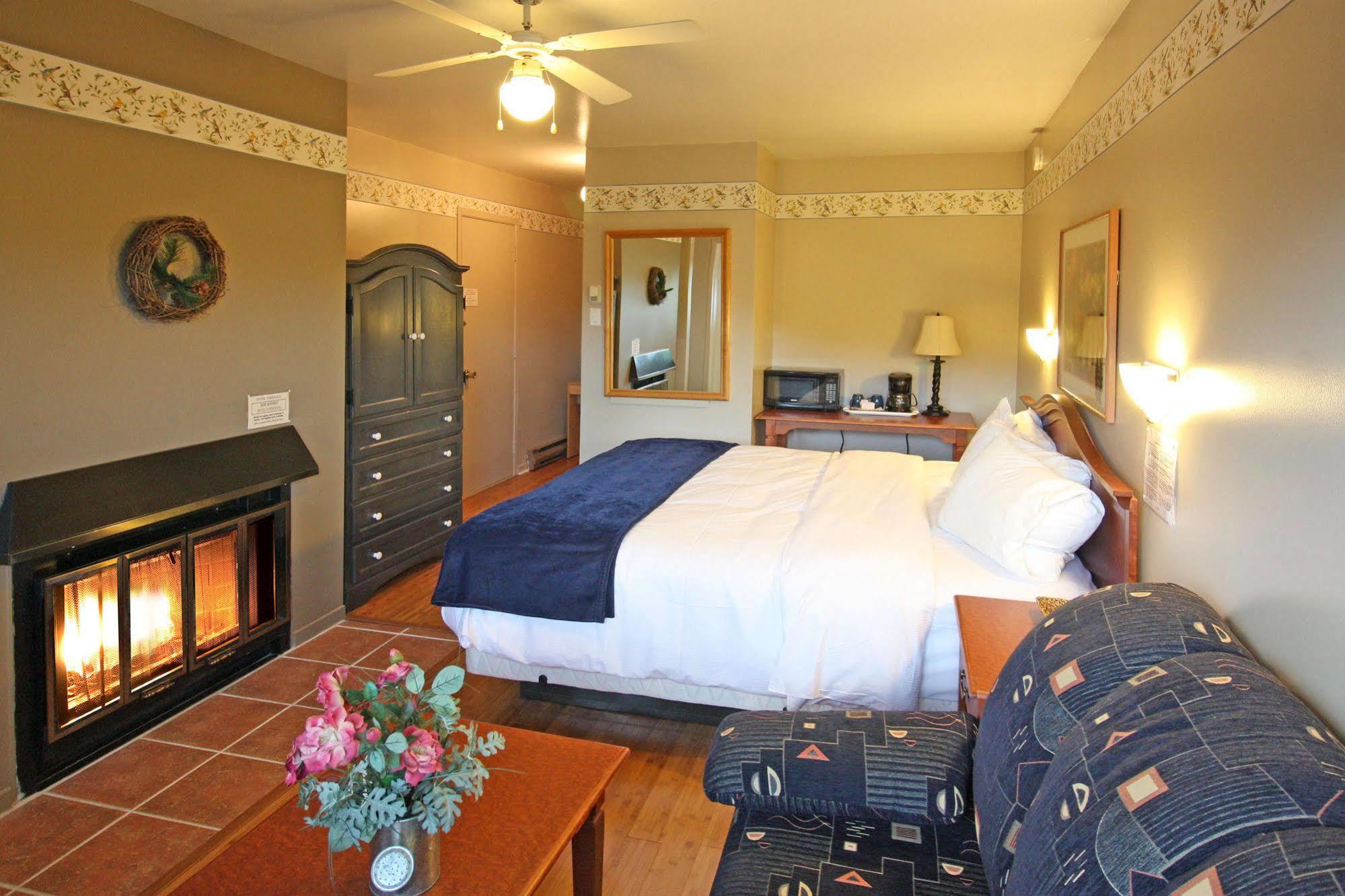 Motel Le Jolibourg Saint-Sauveur-des-Monts 외부 사진