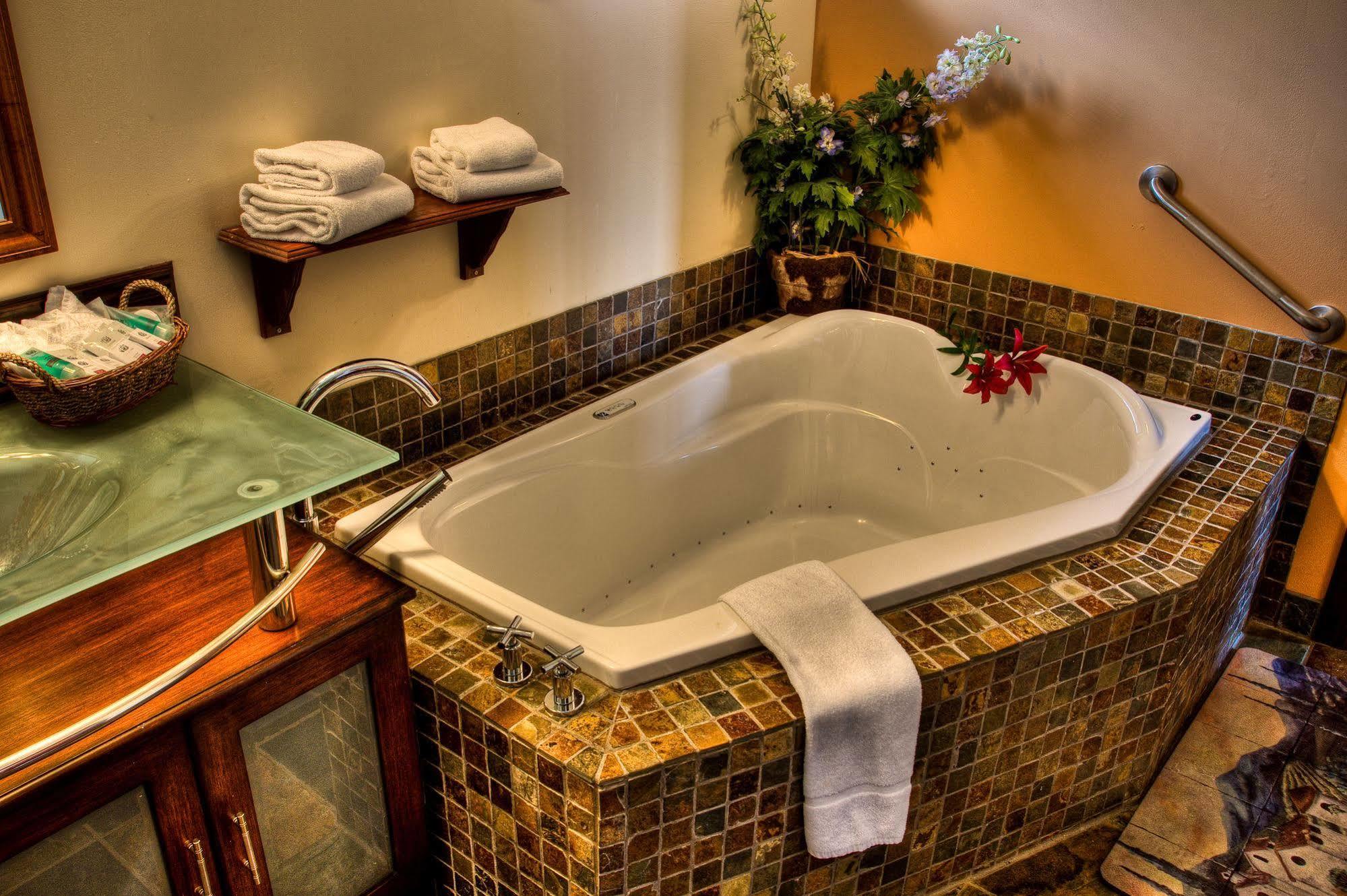 Motel Le Jolibourg Saint-Sauveur-des-Monts 외부 사진